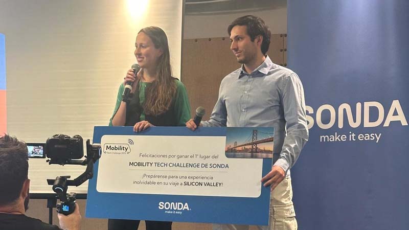 Ganadores del concurso organizado por la emrpesa SONDA