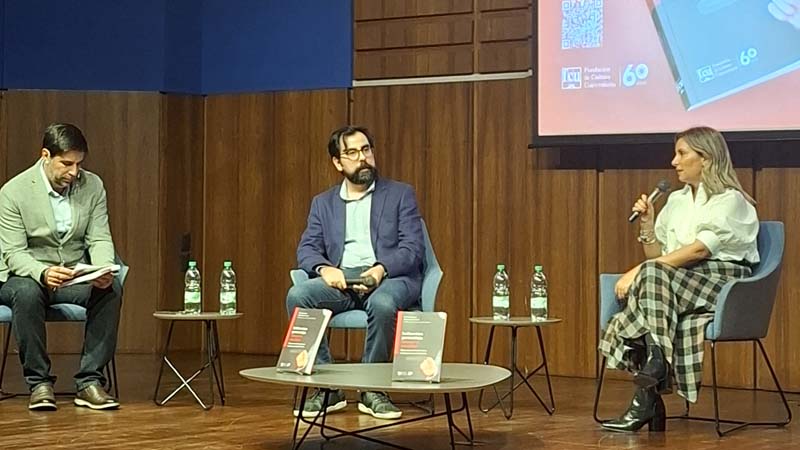 presentacion del libro sobre Inteligencia Artificial